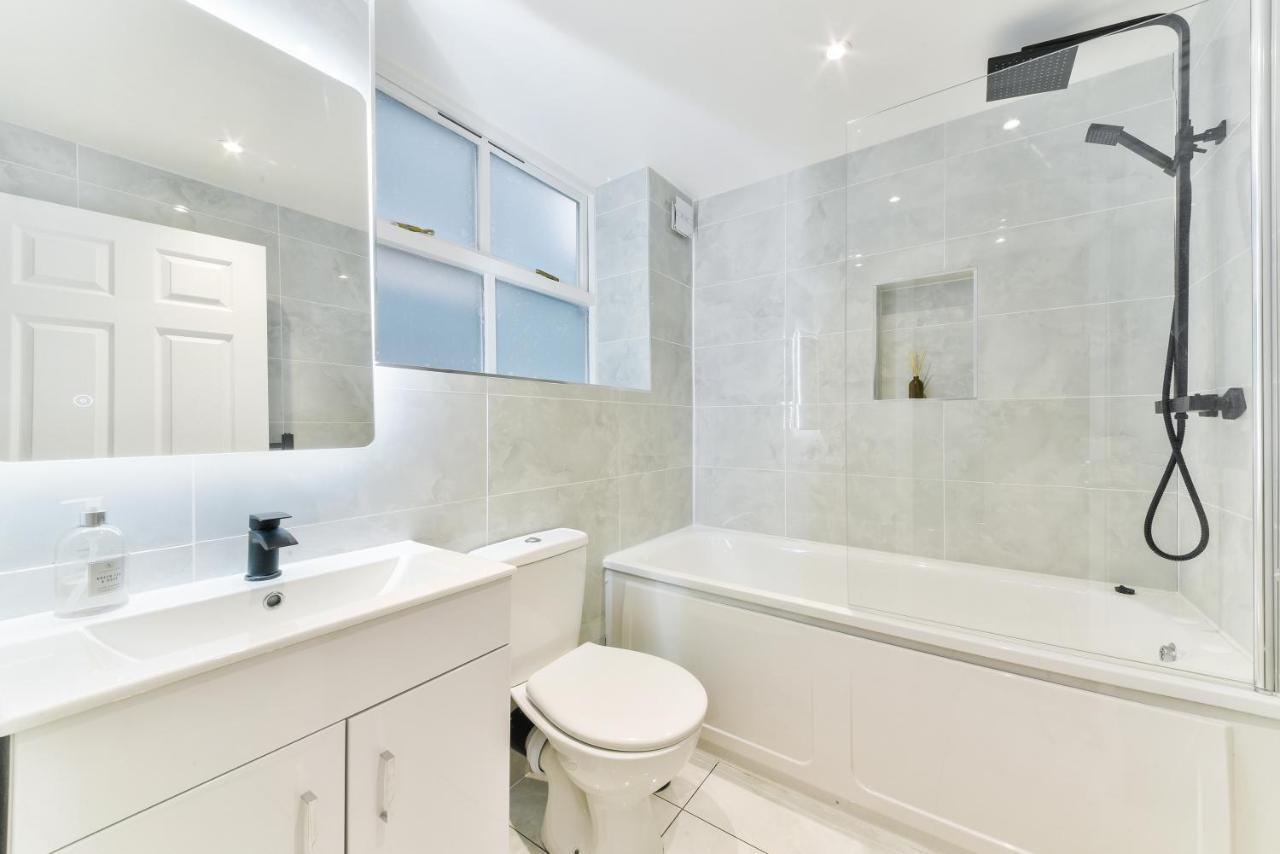 Amazing 2 Bed Apartment Clapham North ลอนดอน ภายนอก รูปภาพ